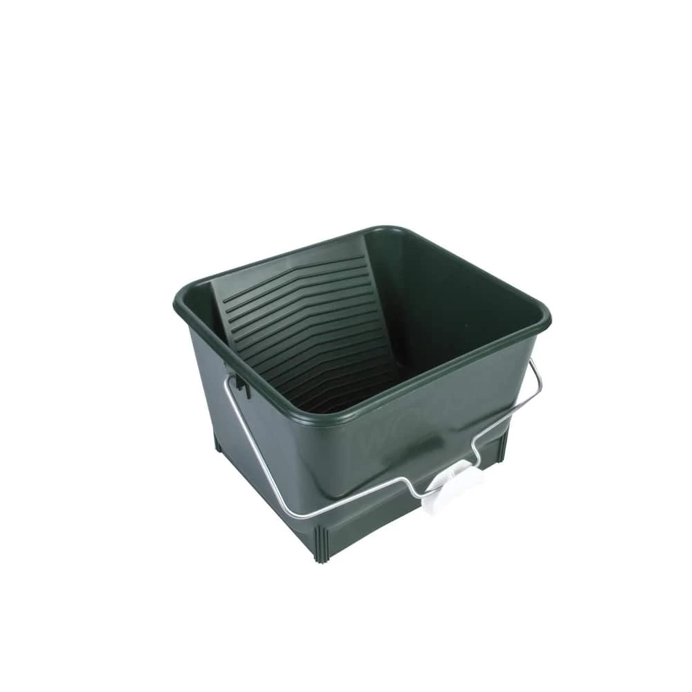 Wooster® 4 gal Plastic Bucket