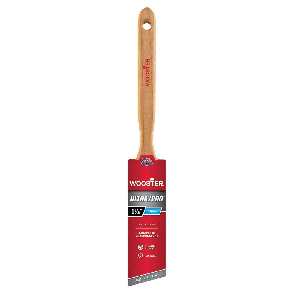 Wooster® Ultra/Pro® 1-1/2 in. Angle Sash Brush